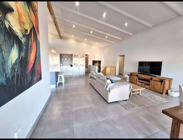 3 BEDROOM TOWNHOUSE FOR SALE IN HARTENBOS HEUWELS